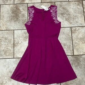 Francesca’s Fuschia Dress with White Floral Detail - NWT S